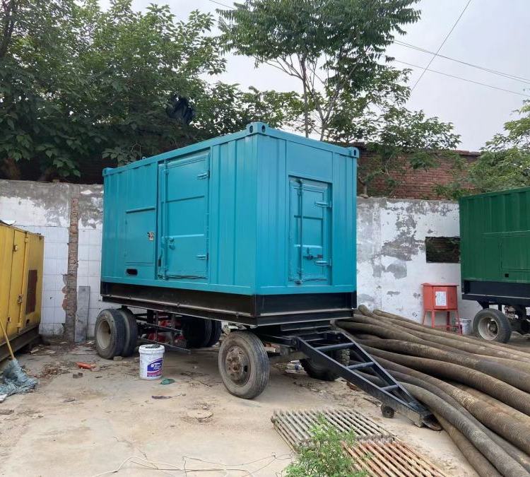 东成镇柴油发电机机组的控制器是如何操作使用的?